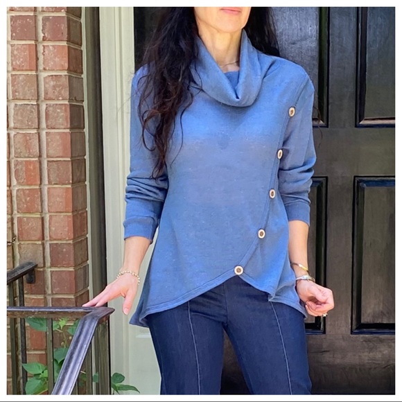 ShopEvelynne Tops - chic side button trim cowl neck knit tunic